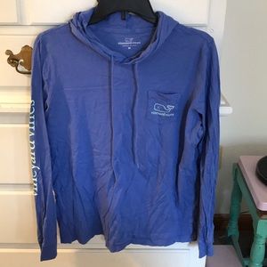 LIKE NEW! Vineyard Vines Sweatshirt Tee